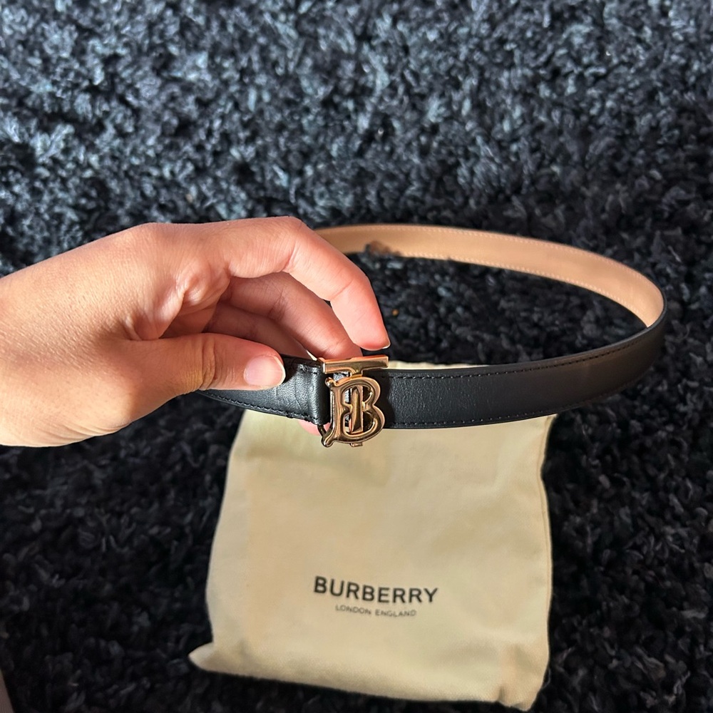 Burberry Belt size small